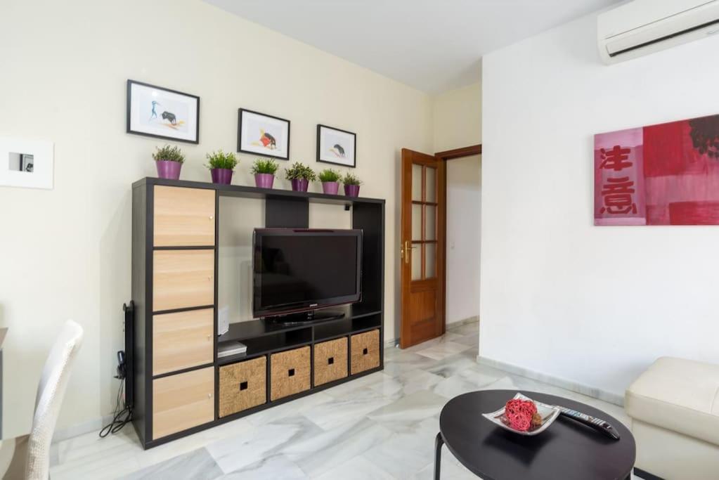 Bright, Quiet And Nice Ground Floor In The Center Málaga Eksteriør billede